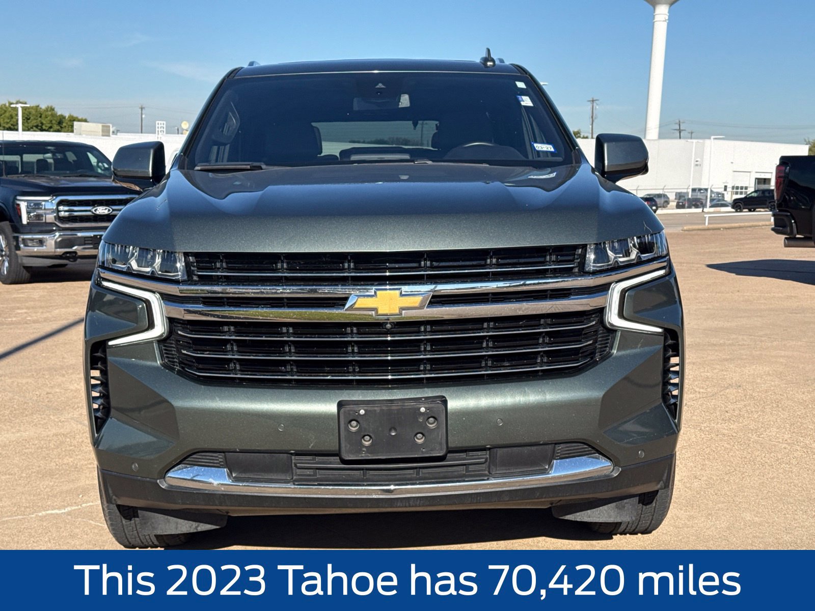 Used 2023 Chevrolet Tahoe LT w/ Luxury Package AWD/4WD image 2