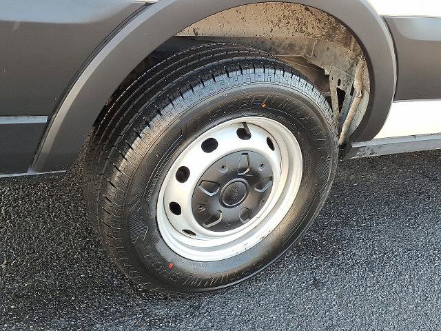 Certified 2022 Ford Transit 250 Low Roof image 29