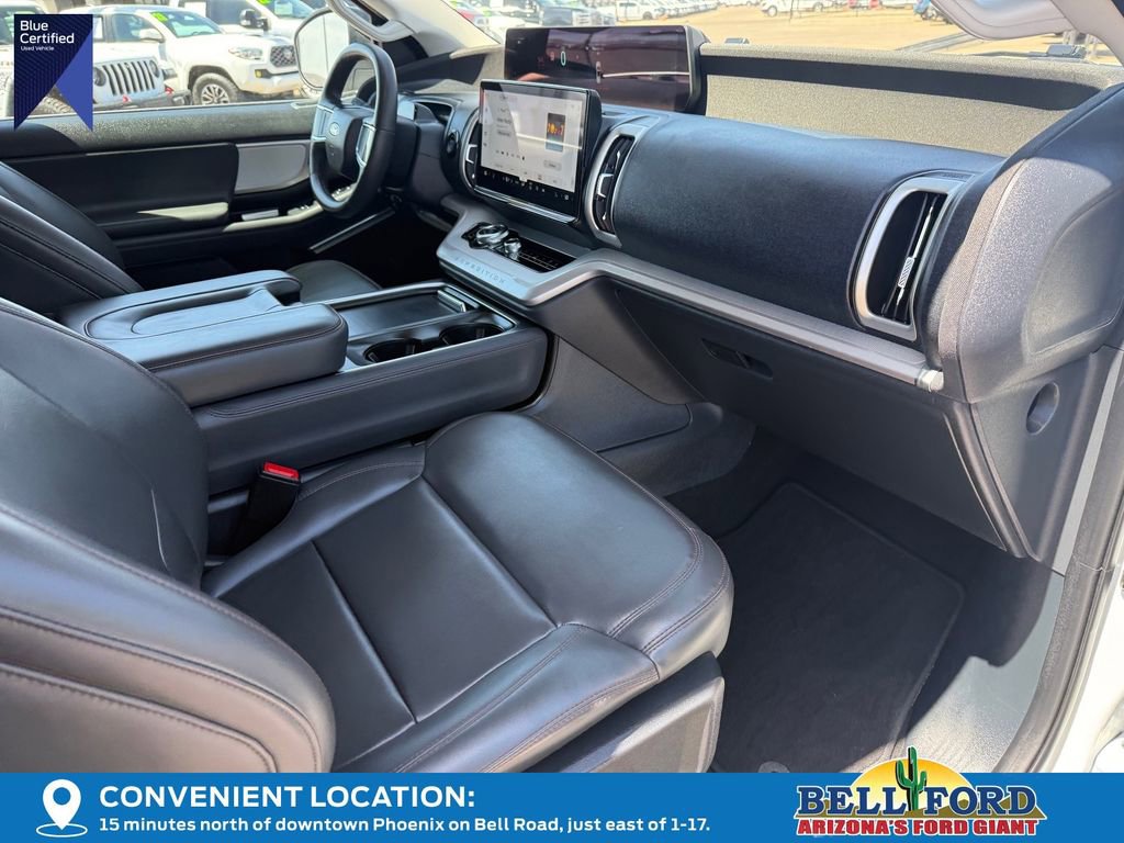 Certified 2025 Ford Expedition Active AWD/4WD image 7