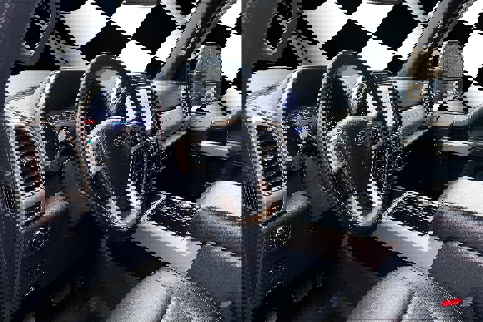 Certified 2022 Ford F350 Lariat w/ Lariat Ultimate Package image 13