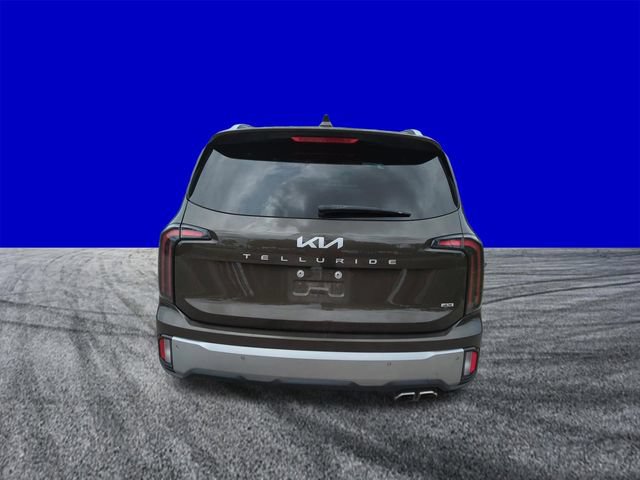 Used 2023 Kia Telluride EX w/ EX Captain's Chair Package AWD/4WD image 5