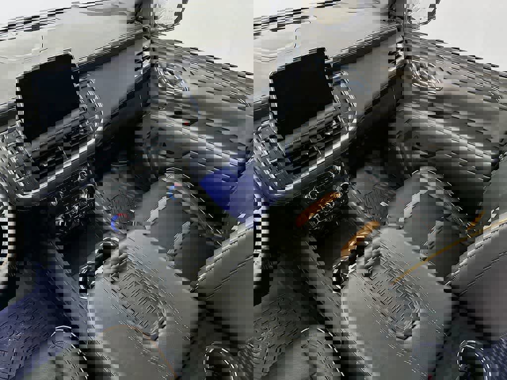 Used 2021 GMC Yukon AT4 image 14