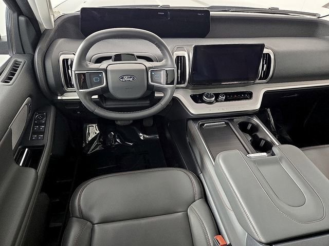 Certified 2025 Ford Expedition Active RWD image 13