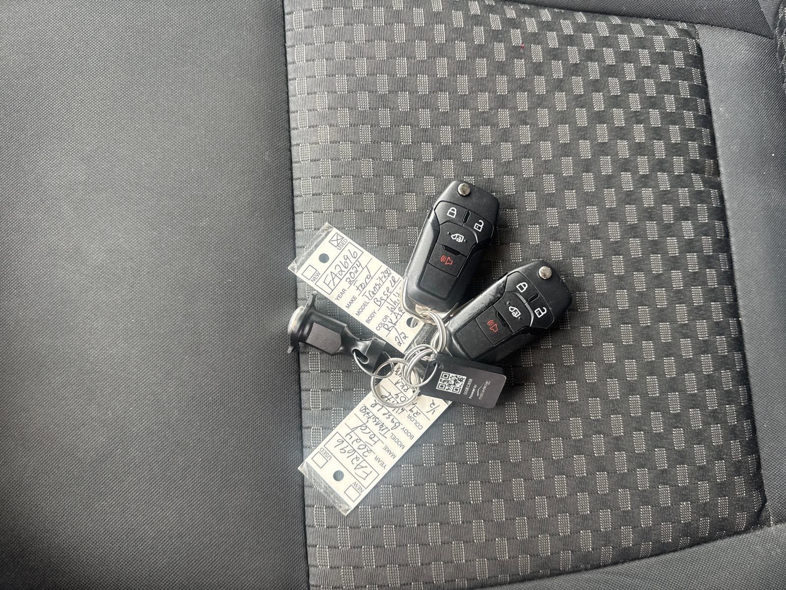 Certified 2024 Ford Transit 250 Low Roof w/ Exterior Upgrade Package image 30