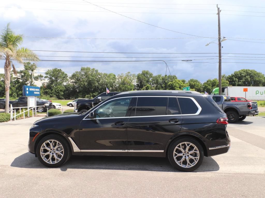 Used 2023 BMW X7 xDrive40i AWD/4WD image 5