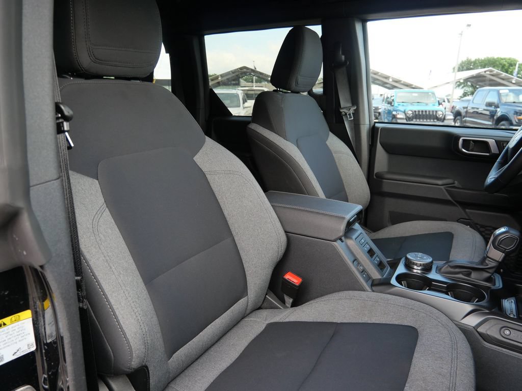 Certified 2025 Ford Bronco Big Bend AWD/4WD image 12