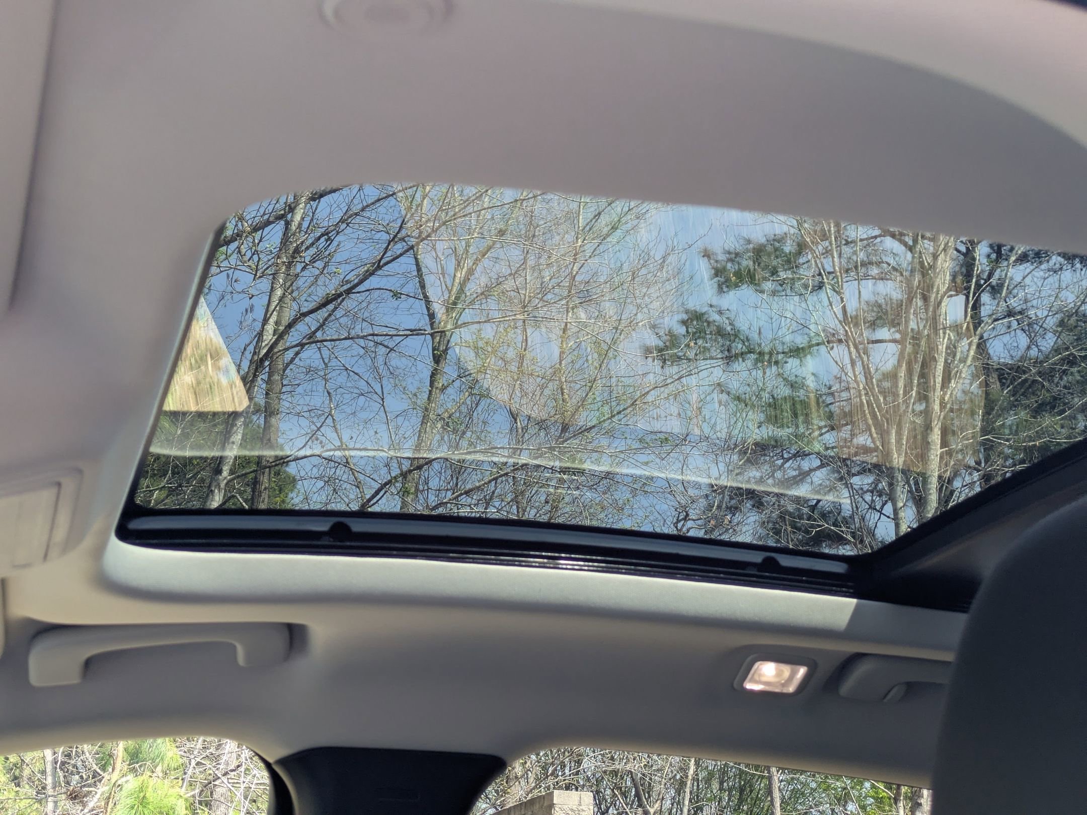 Certified 2025 Ford Escape SE w/ PHEV Premium Package image 15