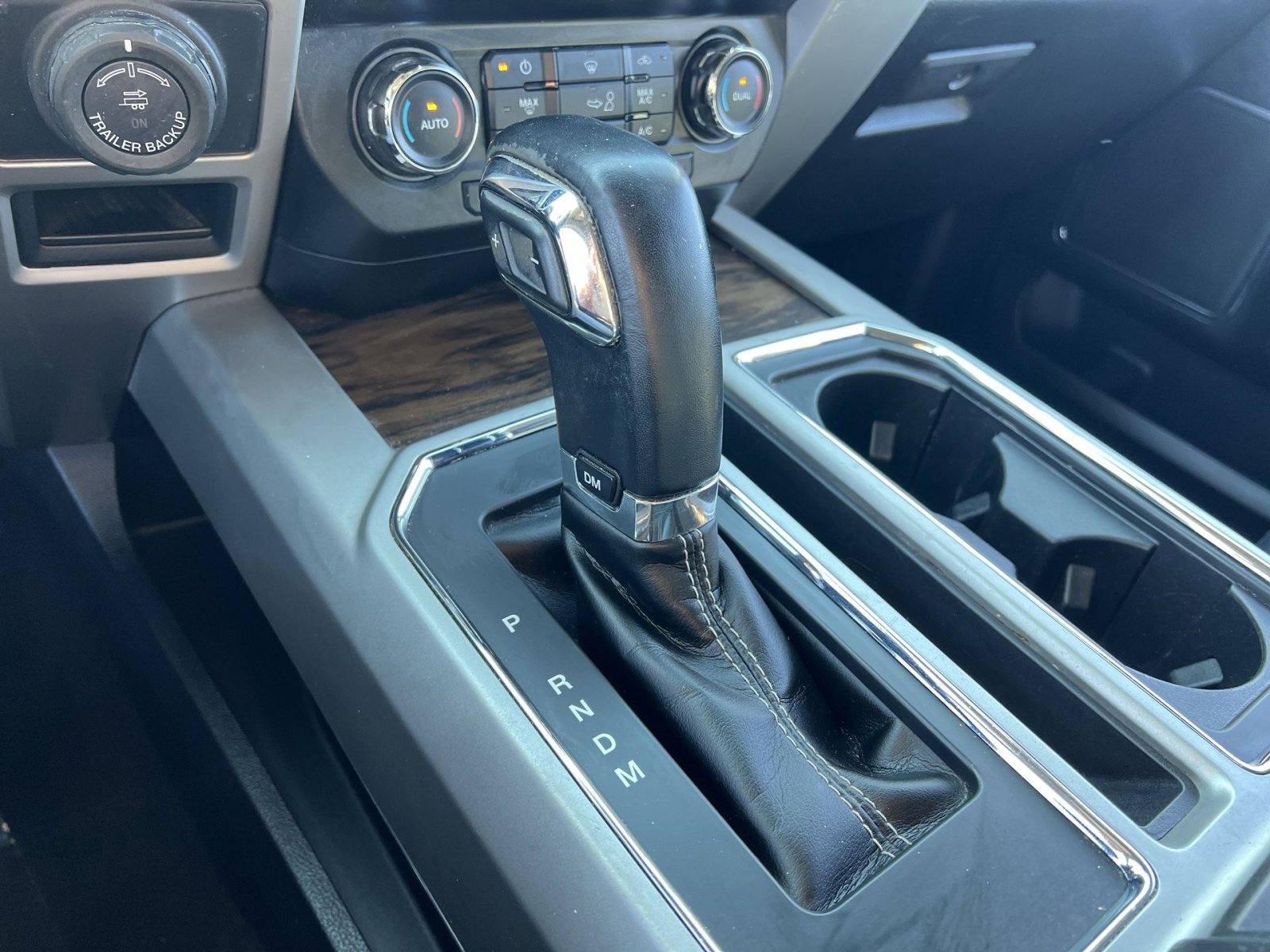 Certified 2020 Ford F150 Lariat w/ Trailer Tow Package image 22