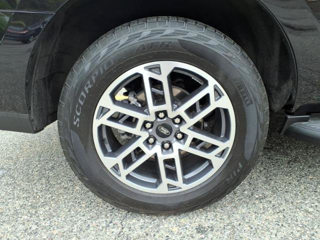 Certified 2025 Ford Expedition Active AWD/4WD image 7