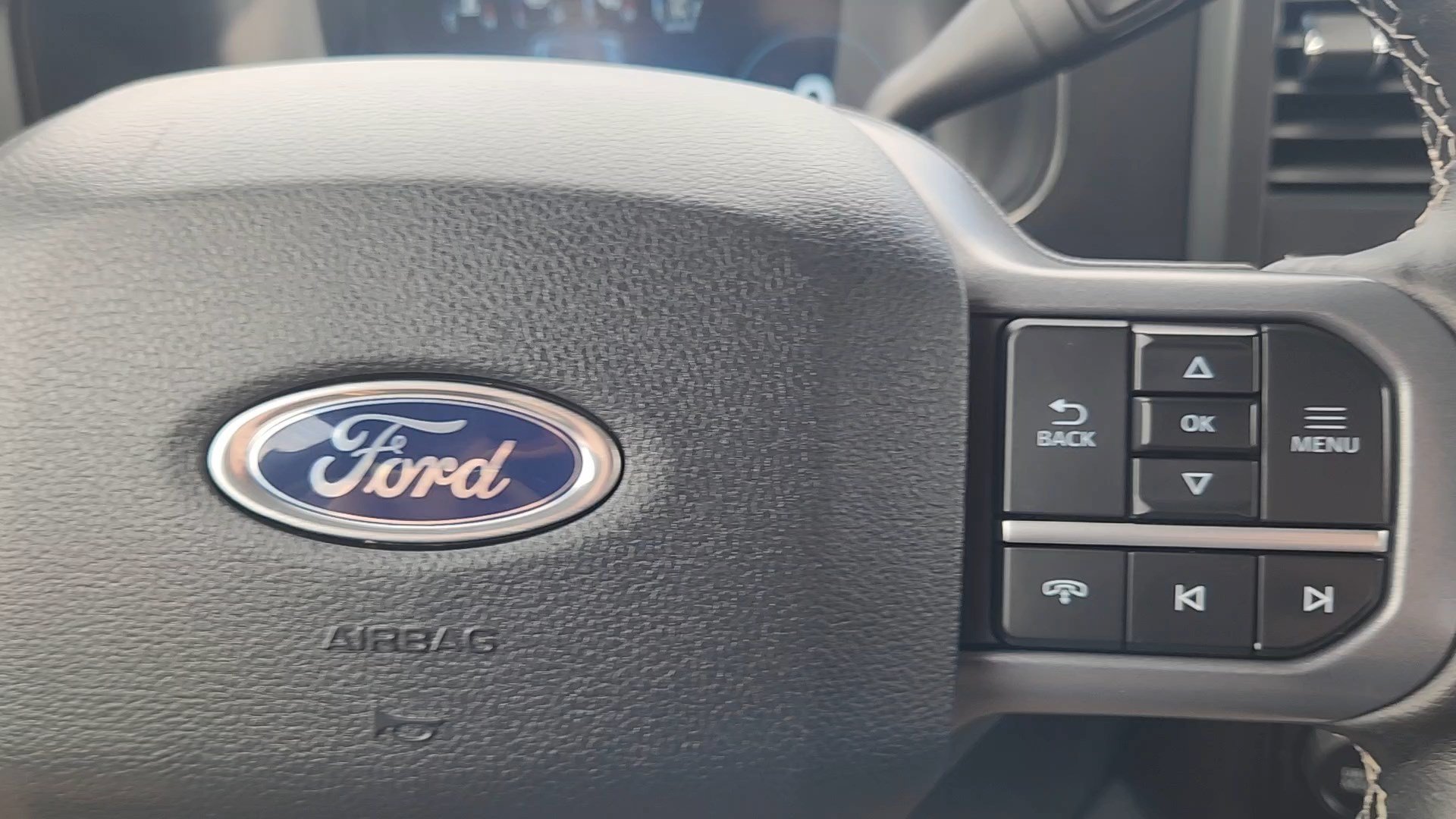 Certified 2025 Ford F250 Lariat AWD/4WD image 13