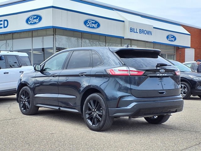 Certified 2024 Ford Edge ST-Line image 3