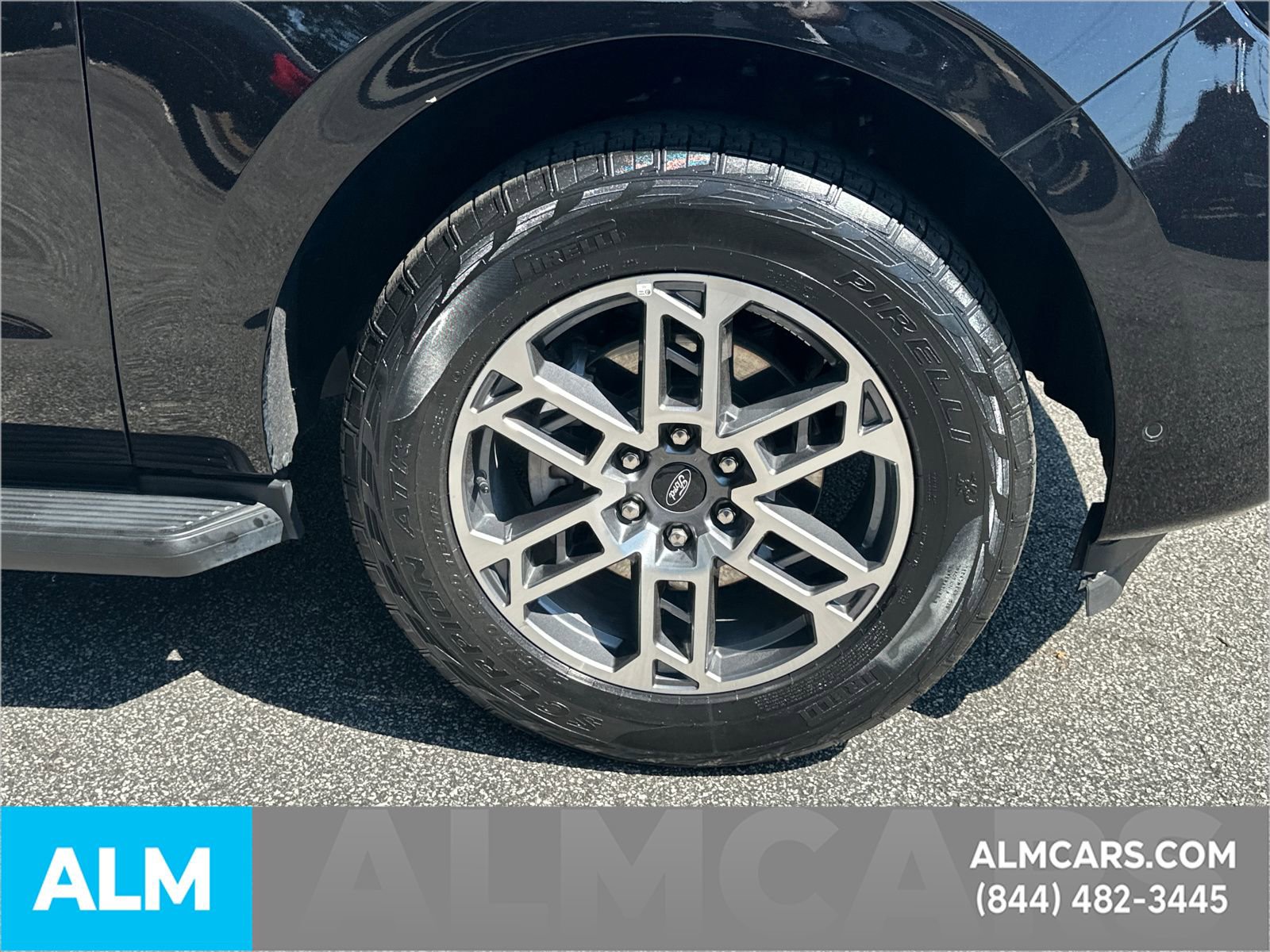 Certified 2025 Ford Expedition Active AWD/4WD image 14