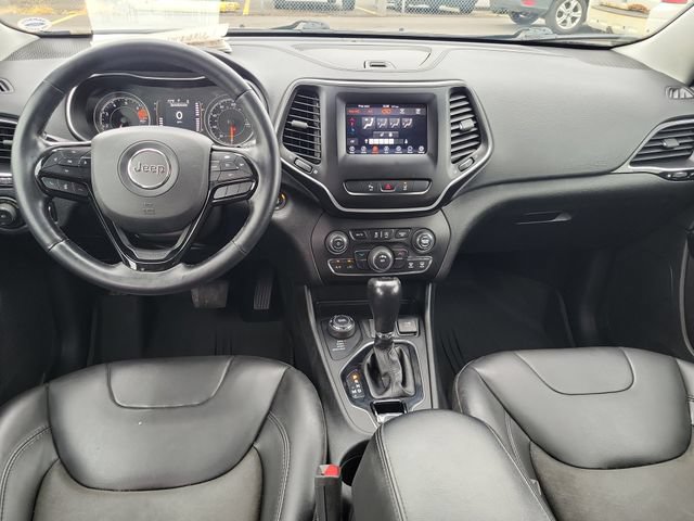 Used 2021 Jeep Cherokee Latitude Plus AWD/4WD image 23