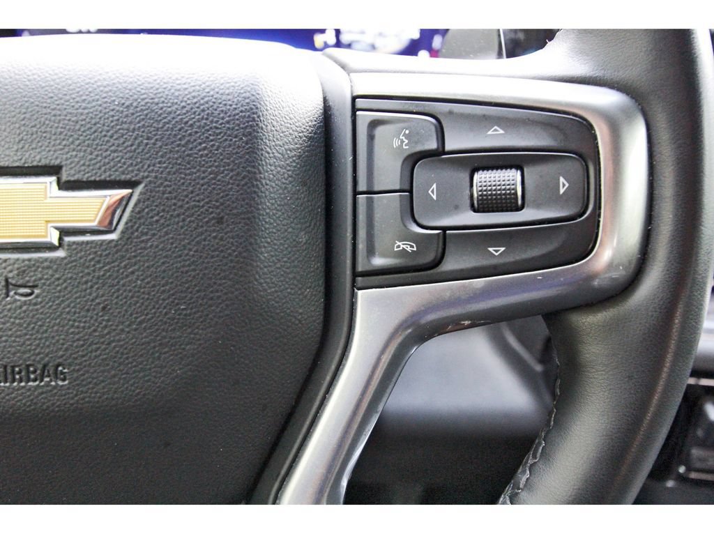 Used 2023 Chevrolet Silverado 1500 LTZ w/ LTZ Convenience Package II AWD/4WD image 19