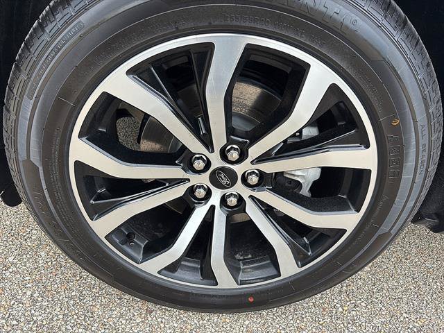Certified 2020 Ford Explorer ST w/ Premium Technology Package AWD/4WD image 9