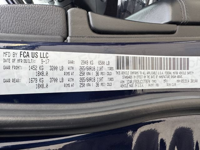 Used 2018 Jeep Grand Cherokee Limited AWD/4WD image 28