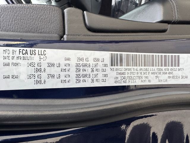 Used 2018 Jeep Grand Cherokee Limited AWD/4WD image 28