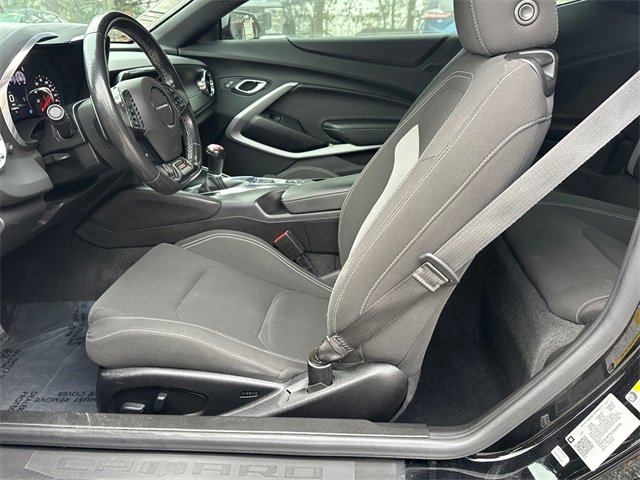 Used 2020 Chevrolet Camaro SS image 9