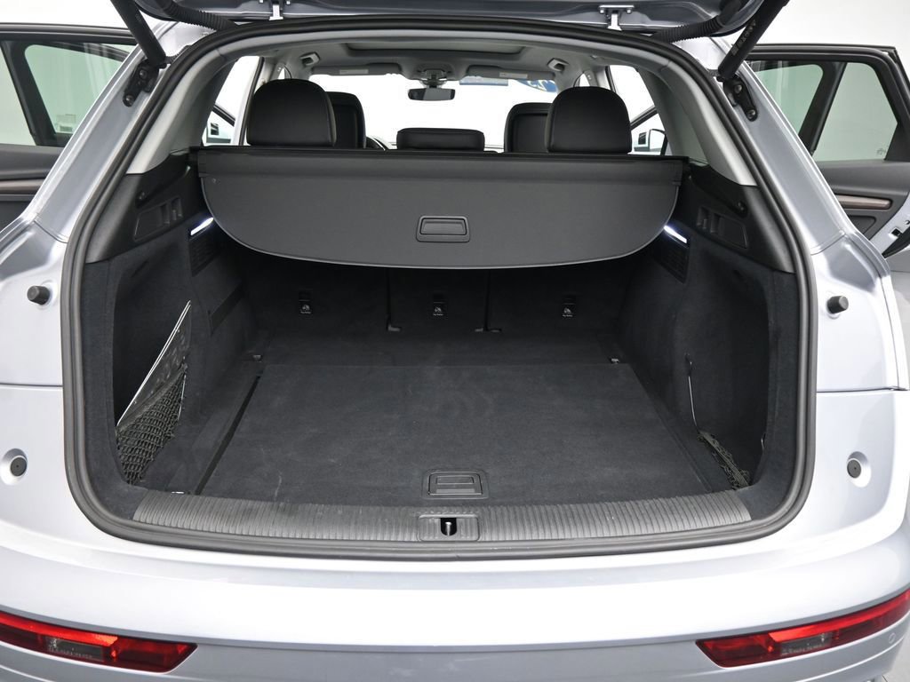 Used 2023 Audi Q5 2.0T Premium w/ Convenience Package image 51
