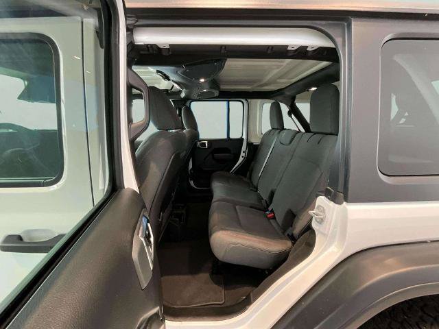 Used 2026 Jeep Wrangler Unlimited Rubicon AWD/4WD image 16