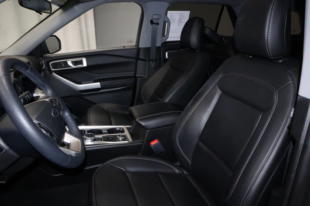 Certified 2023 Ford Explorer XLT w/ Equipment Group 202A image 26