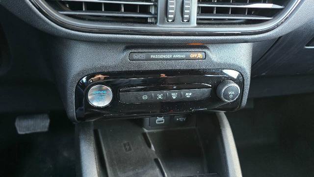 Certified 2025 Ford Escape ST-Line Elite image 20