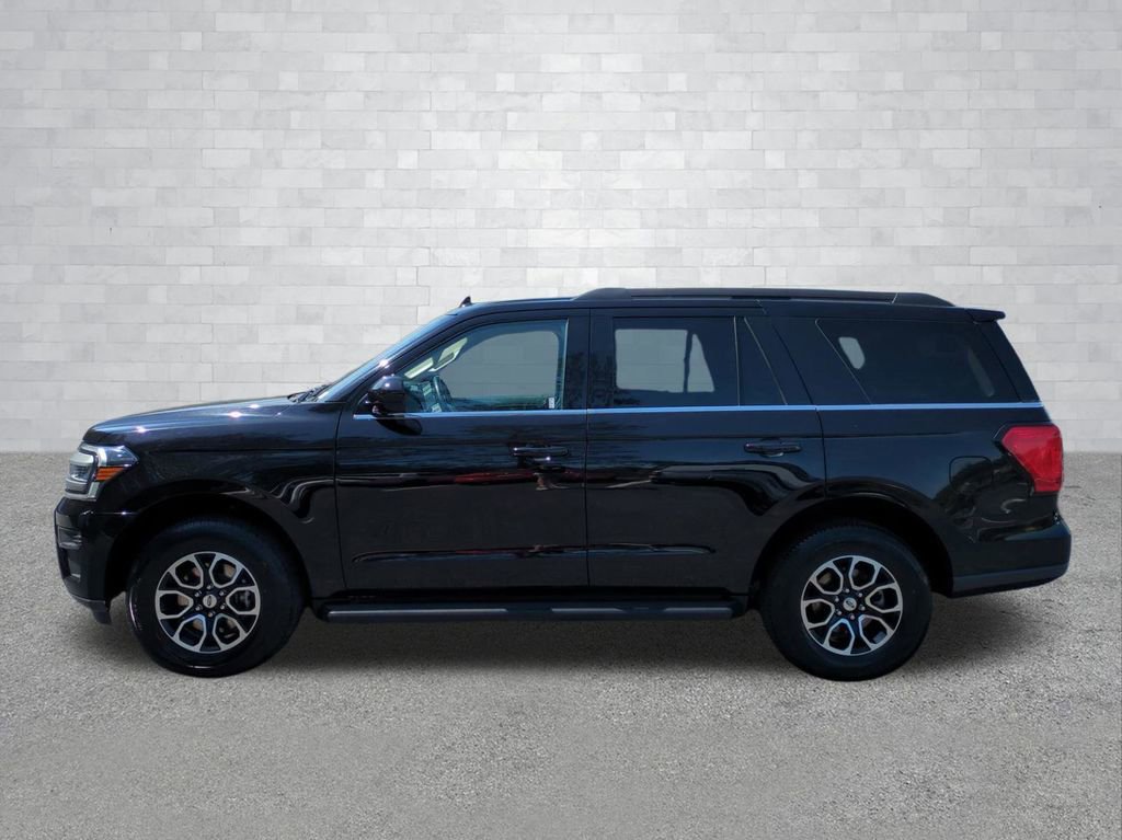 Certified 2024 Ford Expedition XLT AWD/4WD image 9
