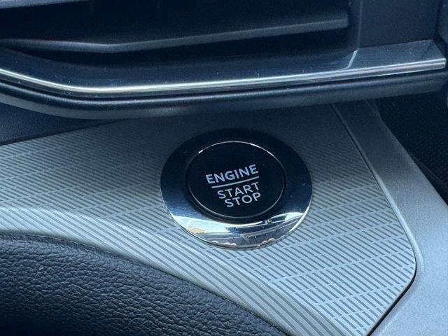 Certified 2023 Ford Explorer XLT w/ Equipment Group 202A image 23