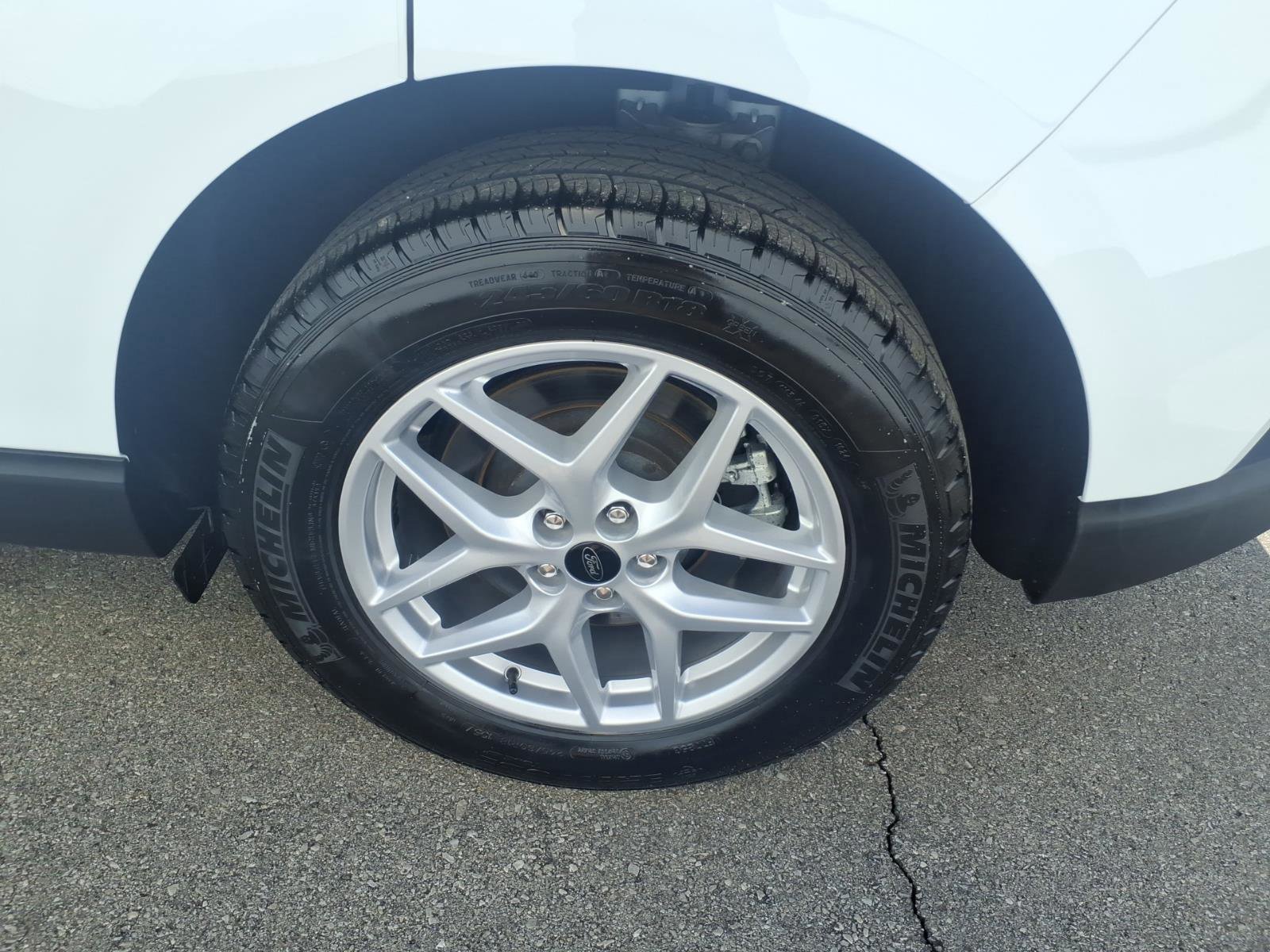 Certified 2024 Ford Edge SEL w/ Convenience Package AWD/4WD image 8
