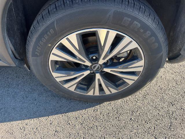 Used 2023 Nissan Rogue SV FWD image 9