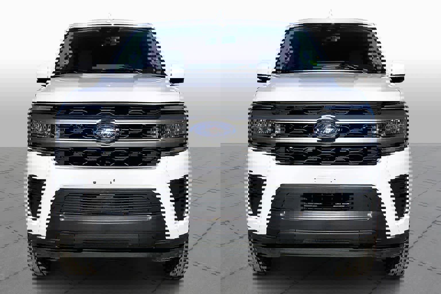 Certified 2024 Ford Expedition Max XLT image 6