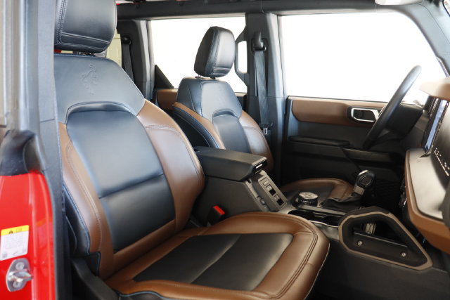 Certified 2024 Ford Bronco Outer Banks w/ Sasquatch Package AWD/4WD image 26