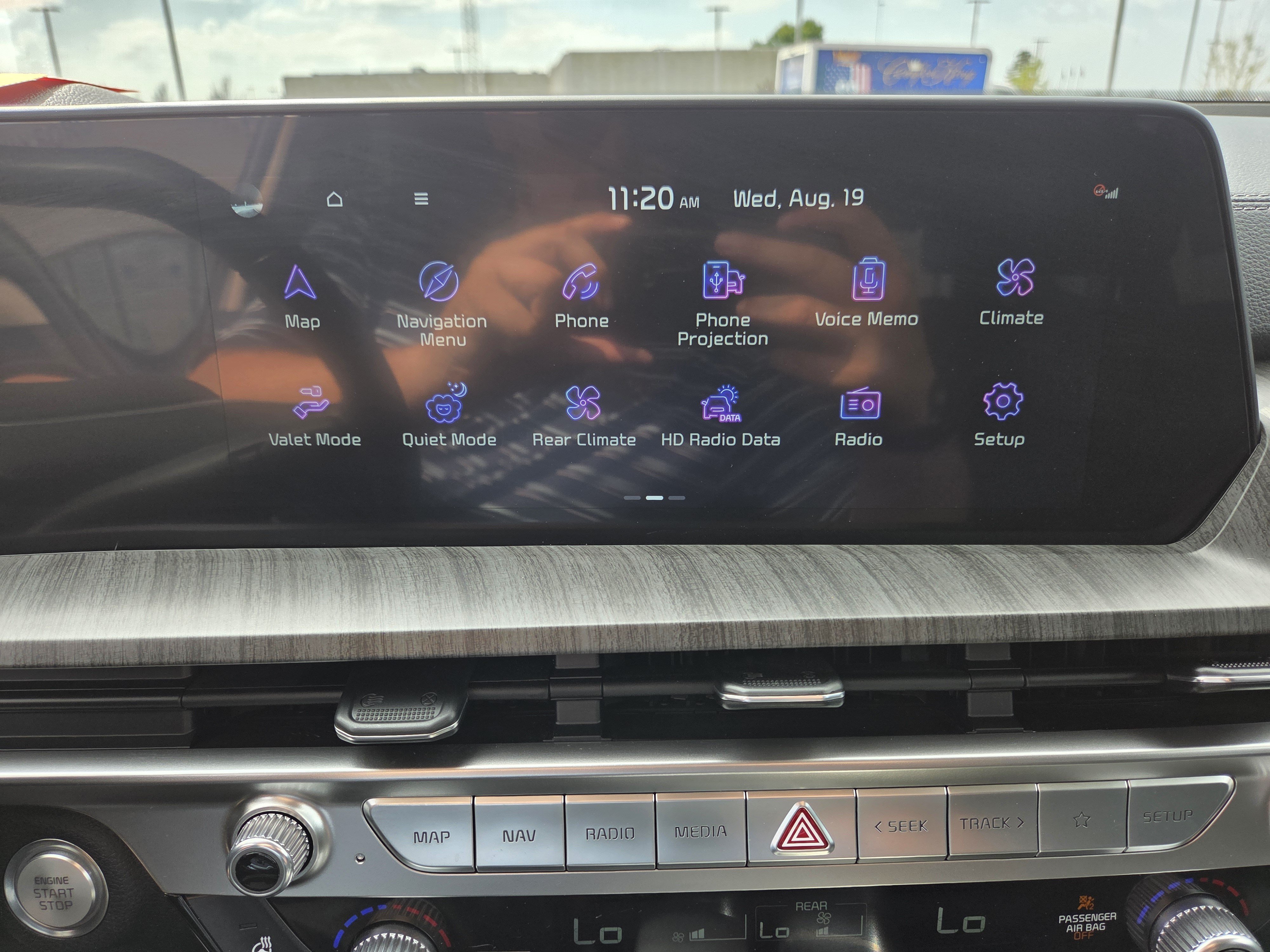Used 2024 Kia Telluride EX AWD/4WD image 16
