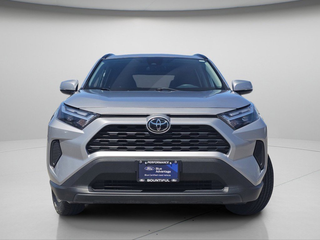 Used 2024 Toyota RAV4 XLE w/ Convenience Package AWD/4WD image 3