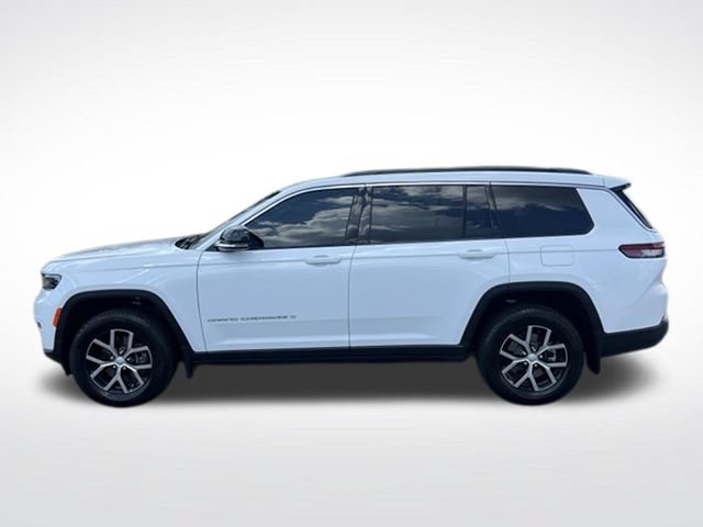 Used 2025 Jeep Grand Cherokee L Limited w/ Trailer Tow Package AWD/4WD image 4