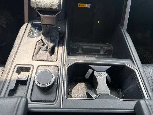 Used 2024 Toyota Tundra Limited AWD/4WD image 44