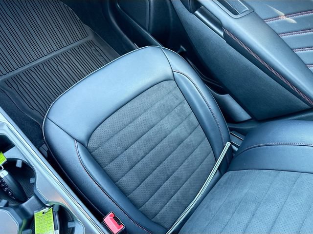Certified 2024 Ford Edge ST-Line AWD/4WD image 31