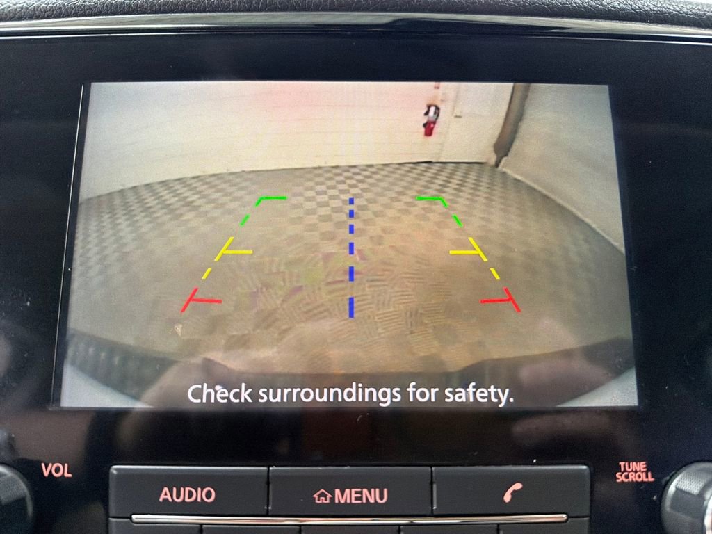 Used 2022 Nissan Titan SV image 26