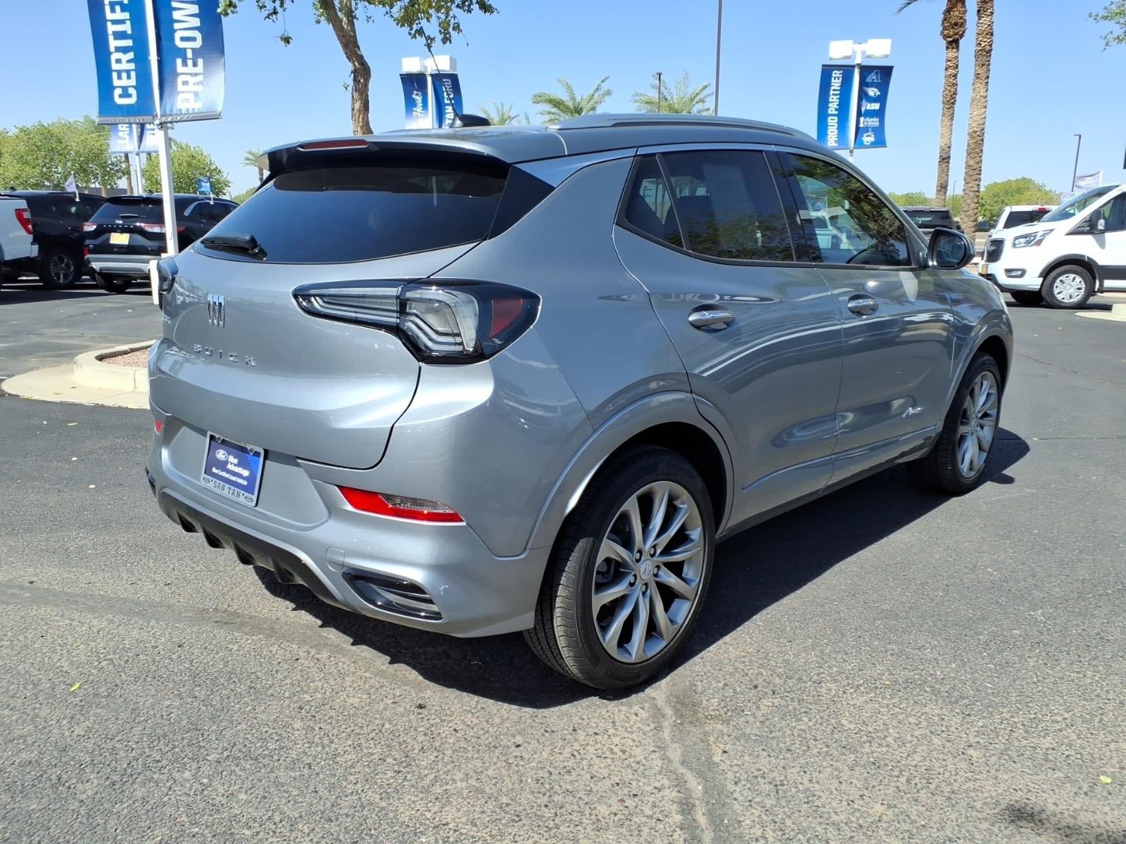 Used 2026 Buick Encore GX Avenir AWD/4WD image 4