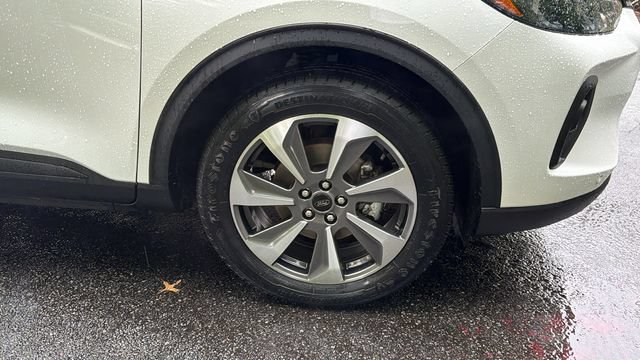 Certified 2024 Ford Escape Platinum AWD/4WD image 14