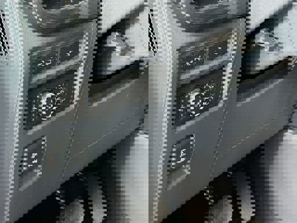 Certified 2022 Ford F150 XLT w/ Equipment Group 302A High image 27