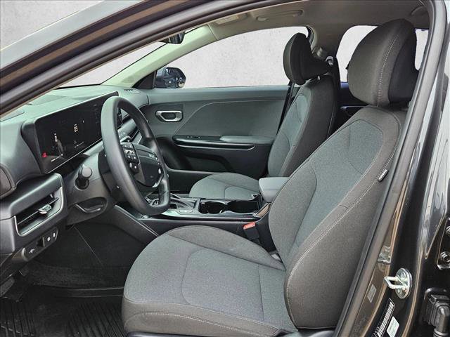 Used 2025 Kia K4 FWD image 14