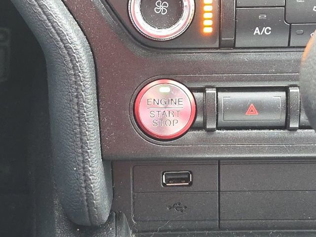 Certified 2019 Ford Mustang Coupe image 37