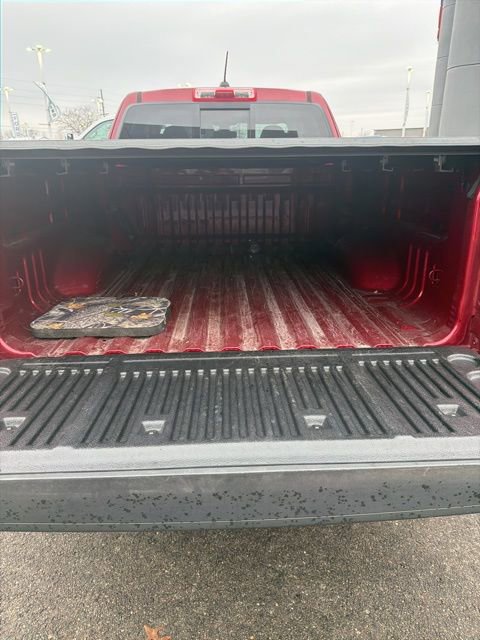 Used 2018 Chevrolet Colorado LT w/ LT Convenience Package image 9