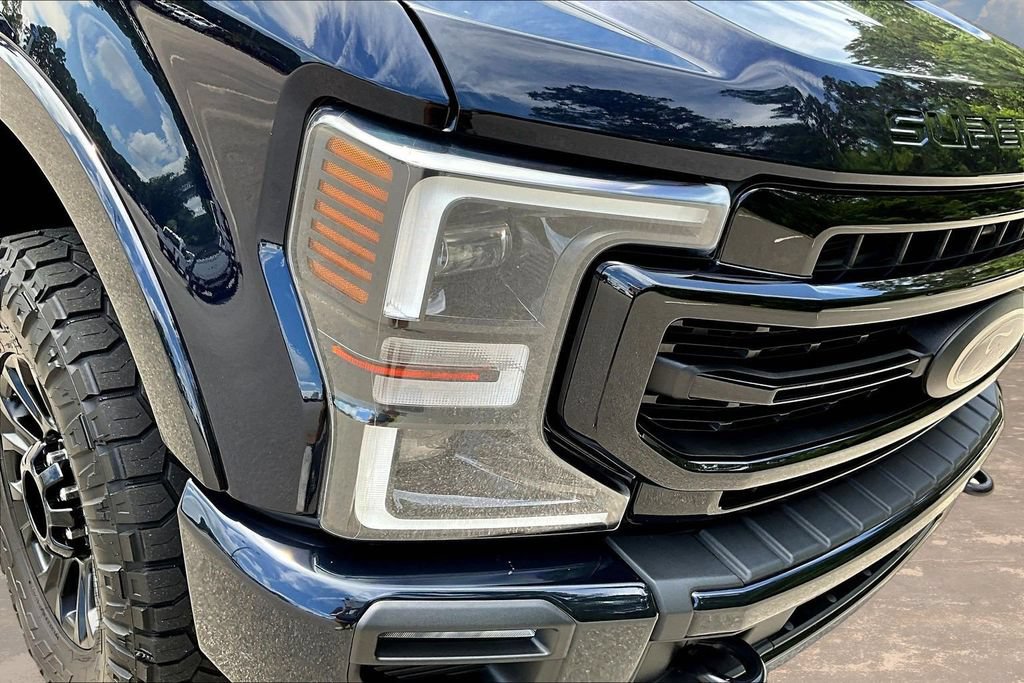 Certified 2022 Ford F250 Lariat w/ Tremor Off-Road Package AWD/4WD image 34