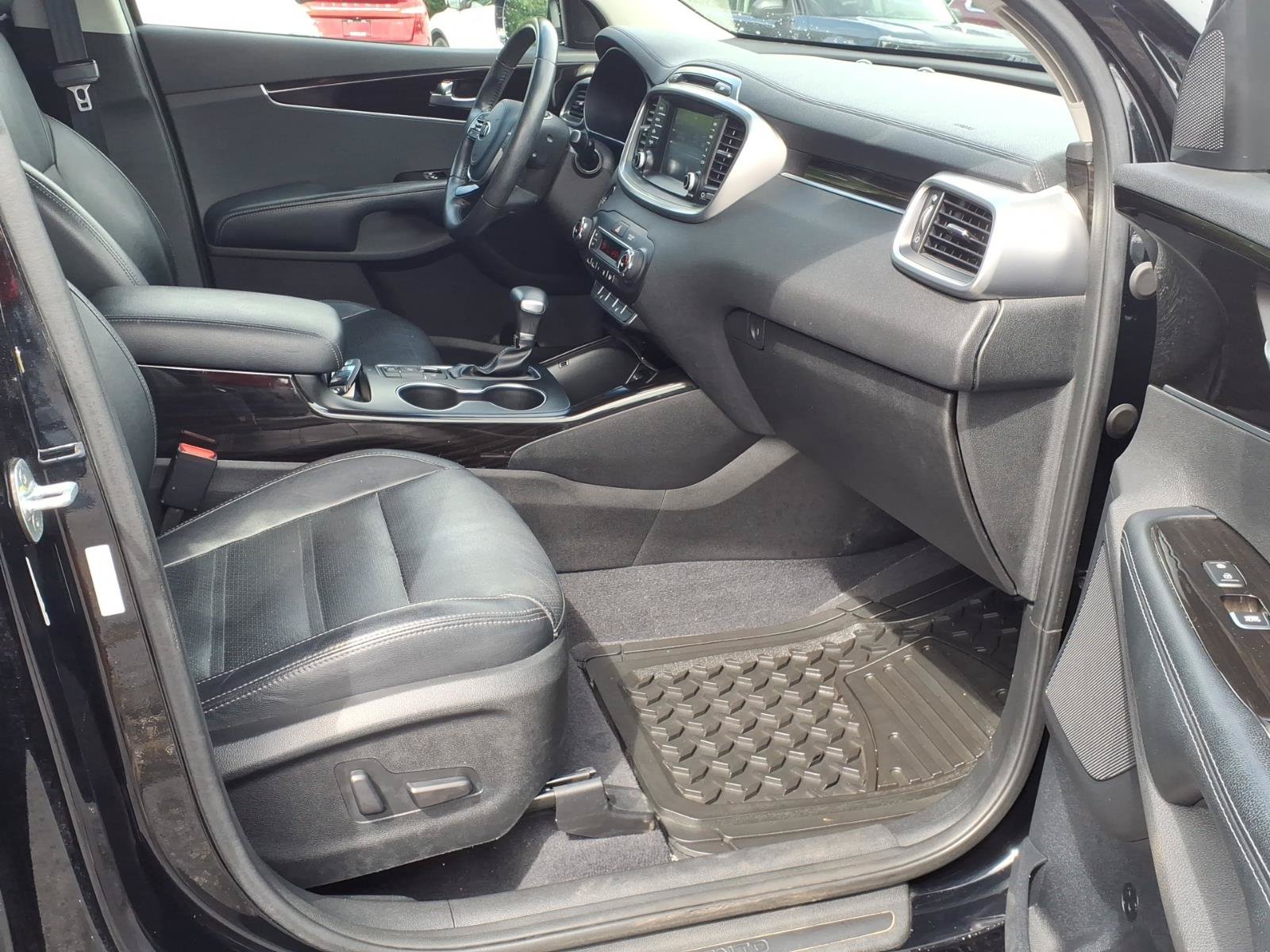 Used 2019 Kia Sorento EX FWD image 18