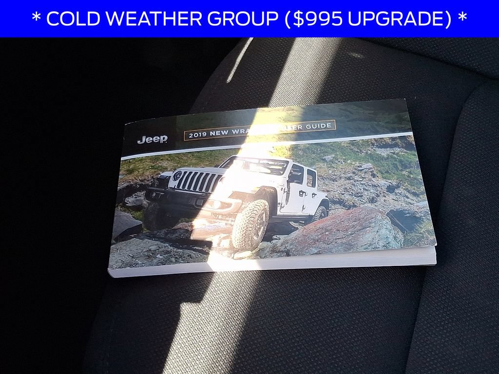 Used 2019 Jeep Wrangler Unlimited Sahara w/ Dual Top Group AWD/4WD image 25