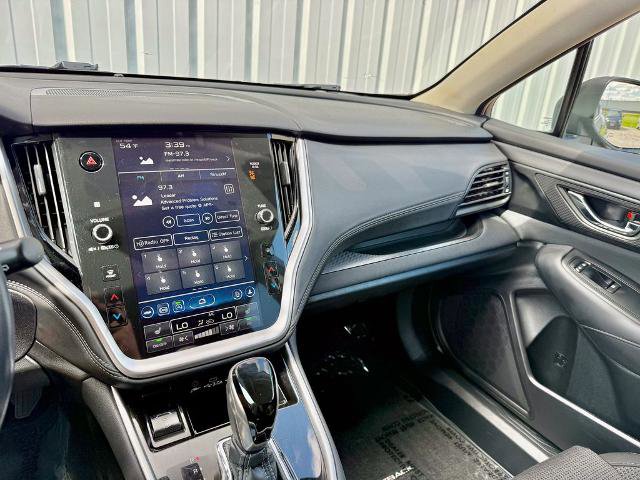 Used 2023 Subaru Outback Premium AWD/4WD image 21
