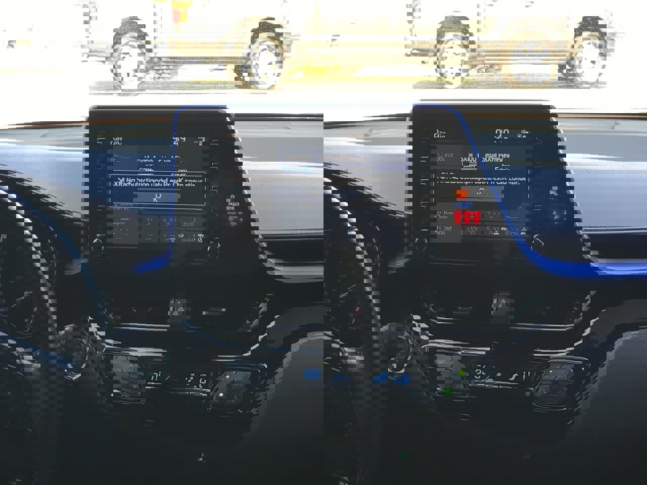 Used 2020 Toyota C-HR XLE FWD image 16