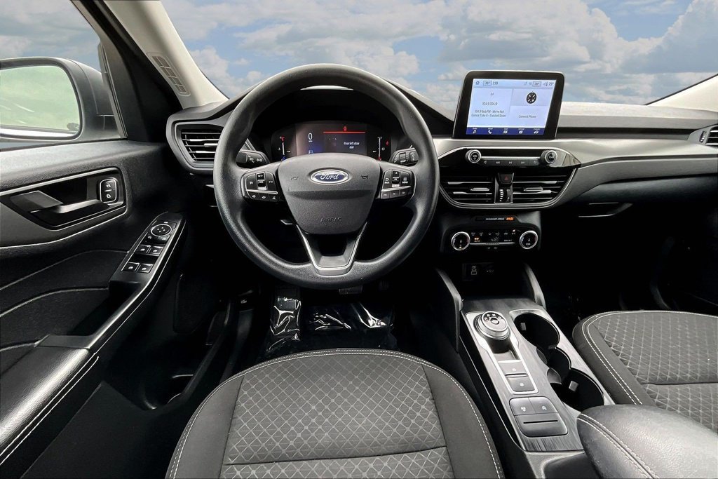 Certified 2025 Ford Escape Active FWD image 10